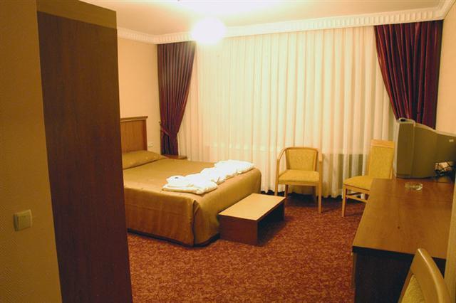 Kozakli Grand Termal Hotel Rum bild